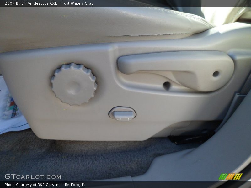 Frost White / Gray 2007 Buick Rendezvous CXL