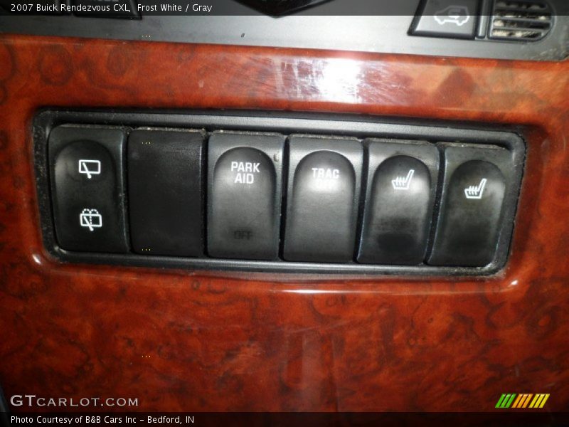 Frost White / Gray 2007 Buick Rendezvous CXL