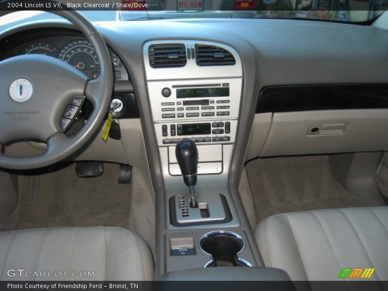 Black Clearcoat / Shale/Dove 2004 Lincoln LS V6