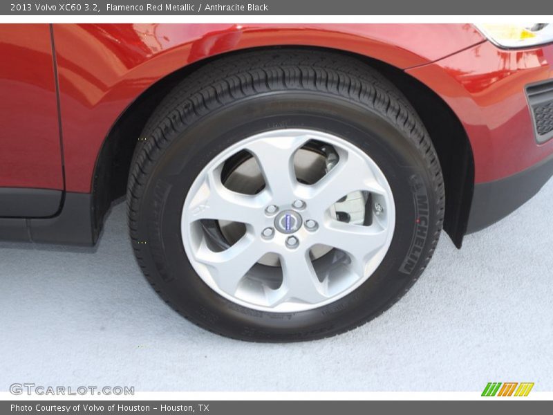 Flamenco Red Metallic / Anthracite Black 2013 Volvo XC60 3.2