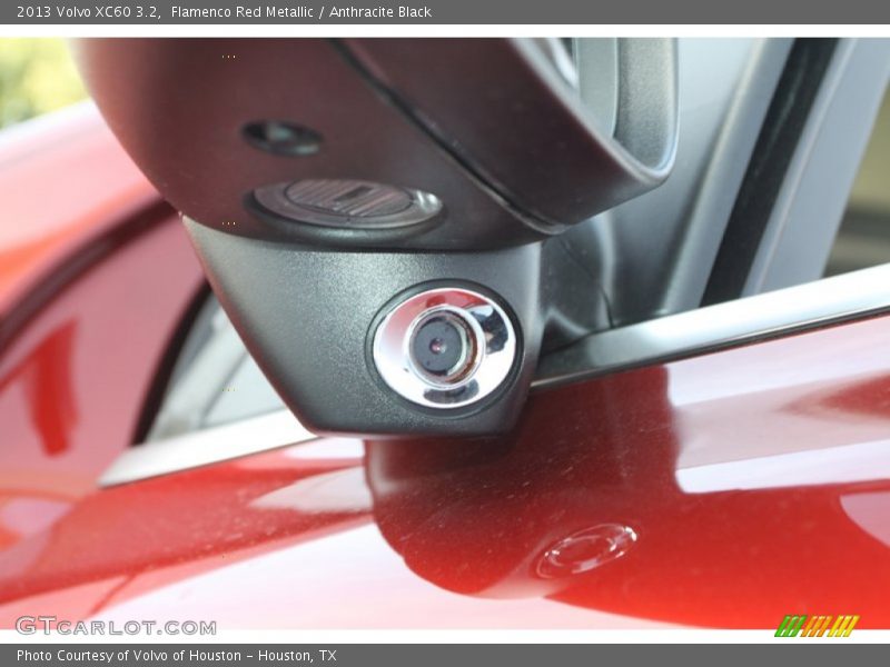 Flamenco Red Metallic / Anthracite Black 2013 Volvo XC60 3.2