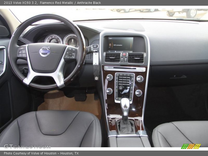 Flamenco Red Metallic / Anthracite Black 2013 Volvo XC60 3.2