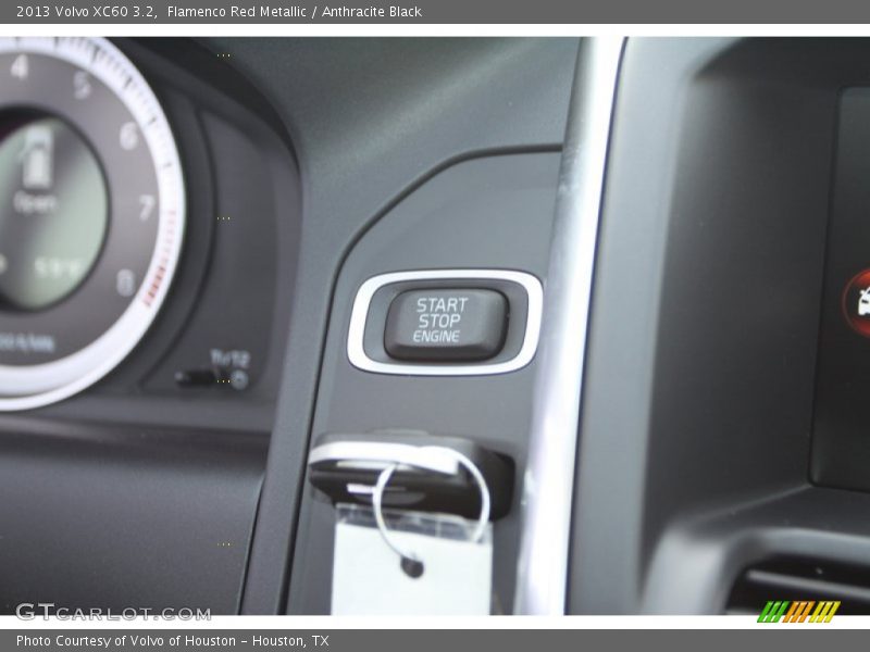 Flamenco Red Metallic / Anthracite Black 2013 Volvo XC60 3.2