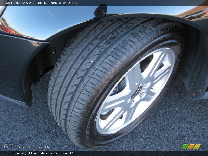 Black / Dark Beige/Quartz 2004 Volvo S40 2.4i