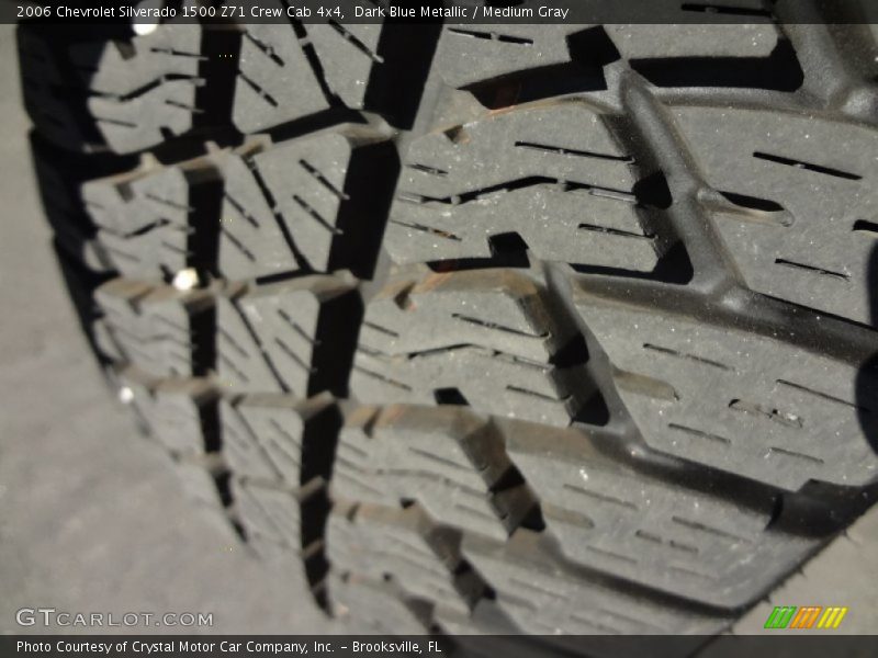 Dark Blue Metallic / Medium Gray 2006 Chevrolet Silverado 1500 Z71 Crew Cab 4x4