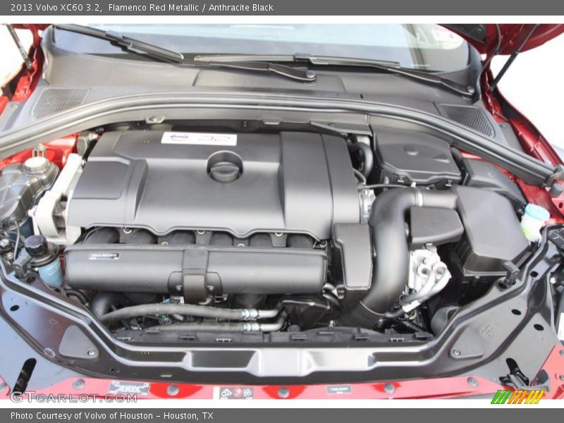 Flamenco Red Metallic / Anthracite Black 2013 Volvo XC60 3.2