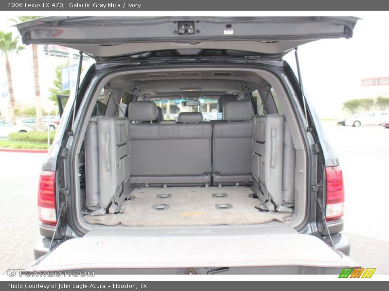 Galactic Gray Mica / Ivory 2006 Lexus LX 470