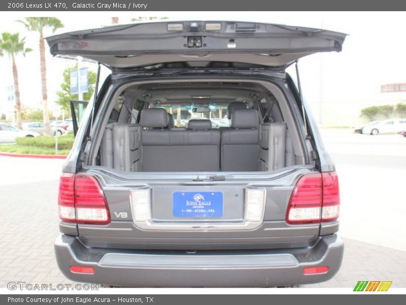 Galactic Gray Mica / Ivory 2006 Lexus LX 470