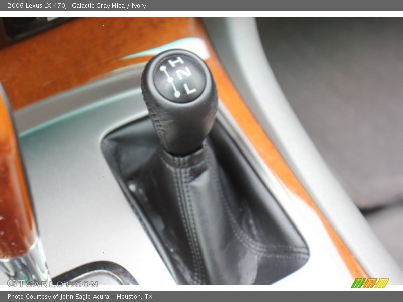 Galactic Gray Mica / Ivory 2006 Lexus LX 470