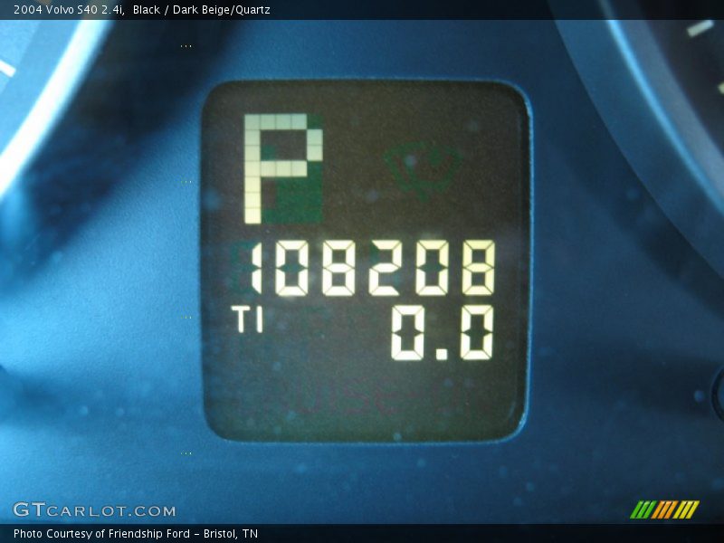 Black / Dark Beige/Quartz 2004 Volvo S40 2.4i