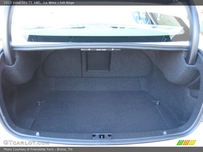  2013 S60 T5 AWD Trunk
