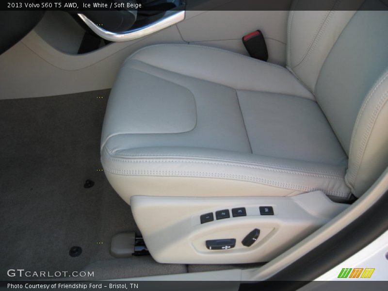 Front Seat of 2013 S60 T5 AWD