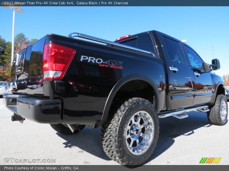 Galaxy Black / Pro 4X Charcoal 2012 Nissan Titan Pro-4X Crew Cab 4x4