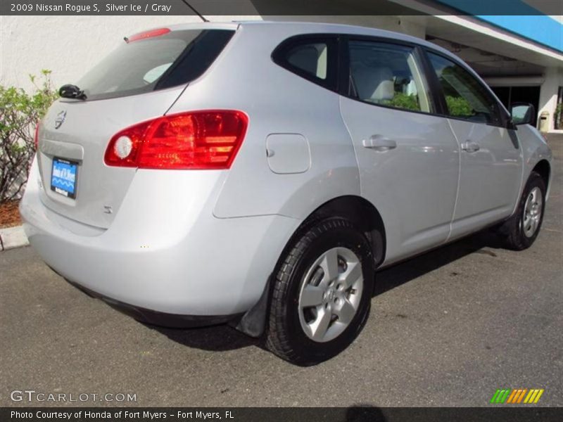 Silver Ice / Gray 2009 Nissan Rogue S