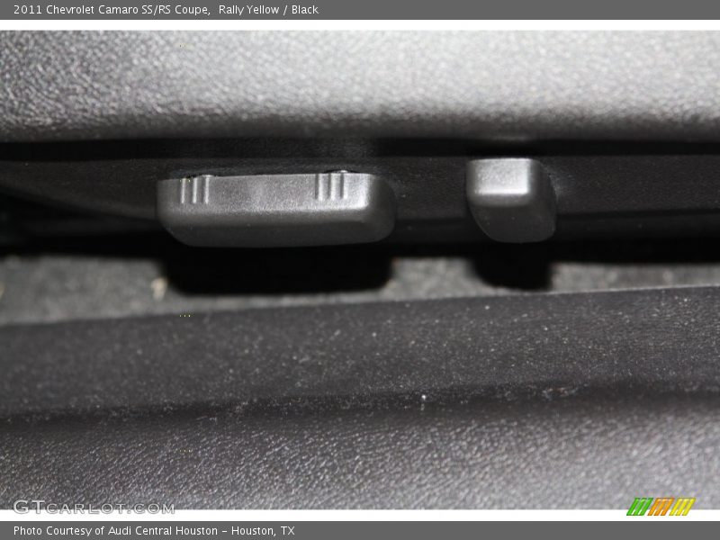 Rally Yellow / Black 2011 Chevrolet Camaro SS/RS Coupe