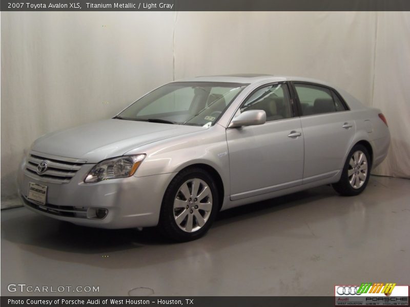 Titanium Metallic / Light Gray 2007 Toyota Avalon XLS