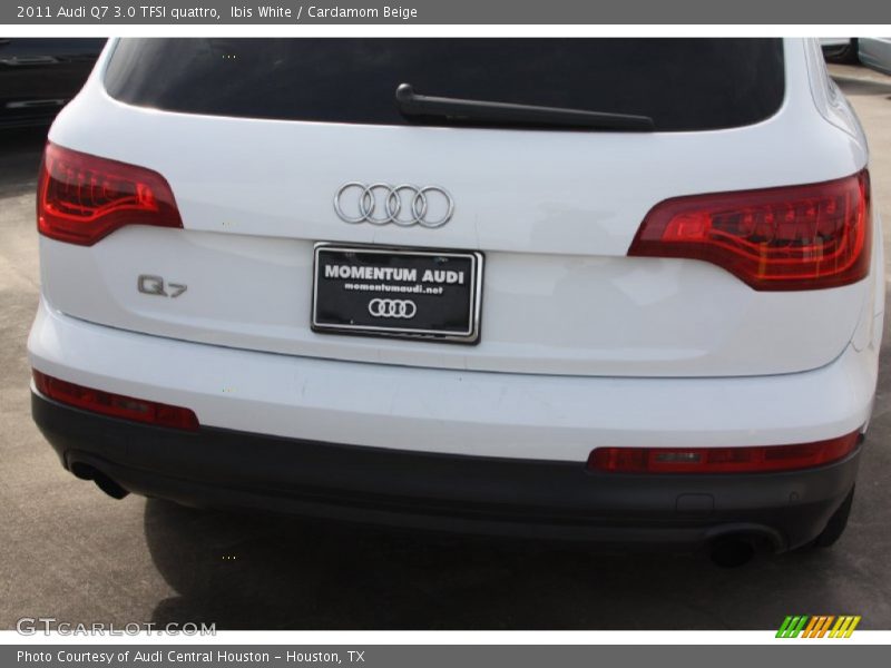 Ibis White / Cardamom Beige 2011 Audi Q7 3.0 TFSI quattro