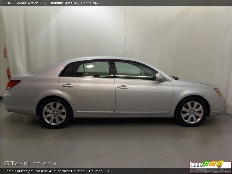 Titanium Metallic / Light Gray 2007 Toyota Avalon XLS