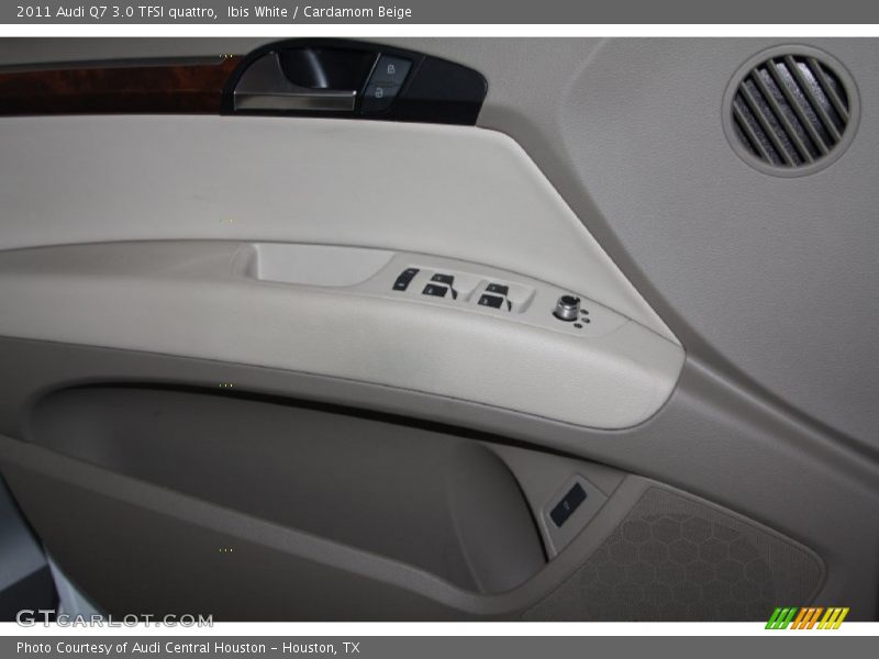 Ibis White / Cardamom Beige 2011 Audi Q7 3.0 TFSI quattro