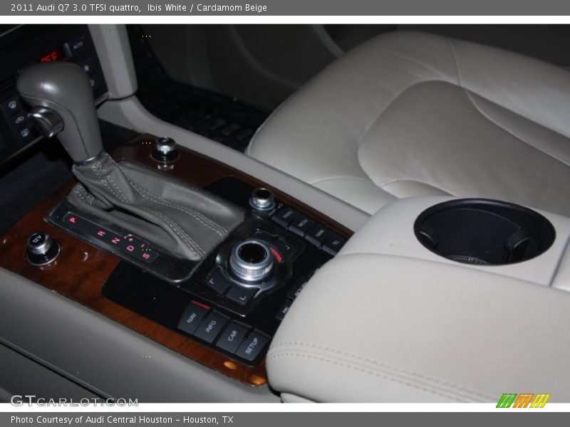 Ibis White / Cardamom Beige 2011 Audi Q7 3.0 TFSI quattro
