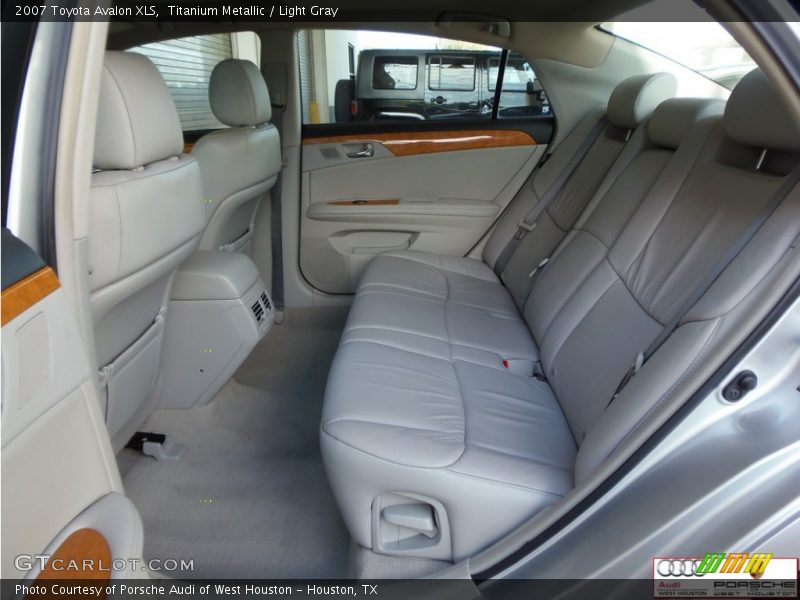 Titanium Metallic / Light Gray 2007 Toyota Avalon XLS