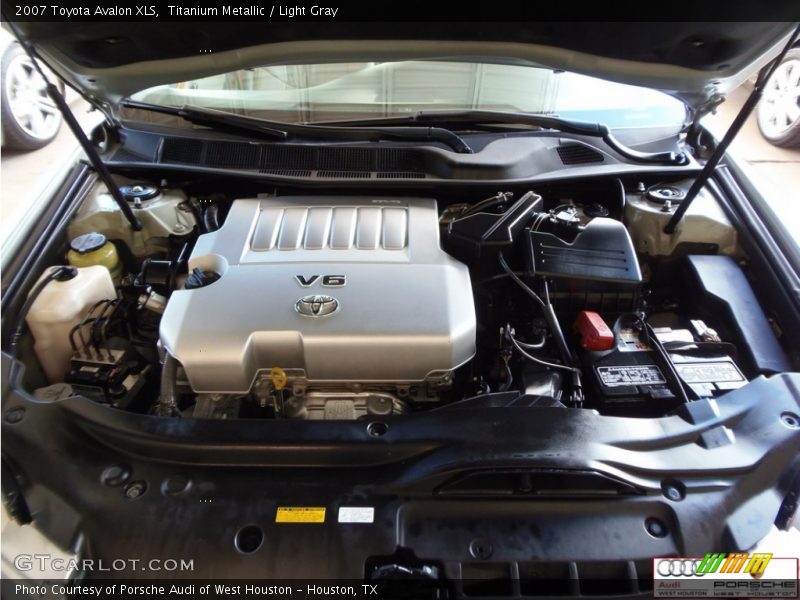 Titanium Metallic / Light Gray 2007 Toyota Avalon XLS
