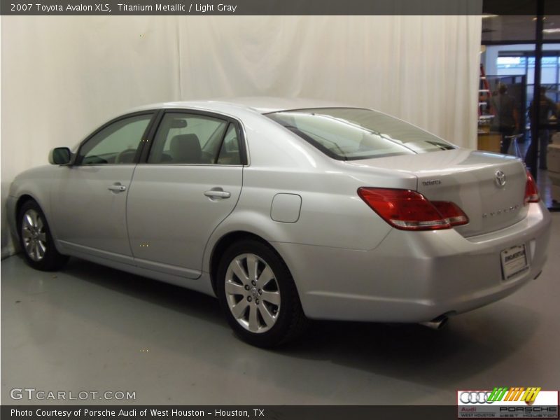 Titanium Metallic / Light Gray 2007 Toyota Avalon XLS