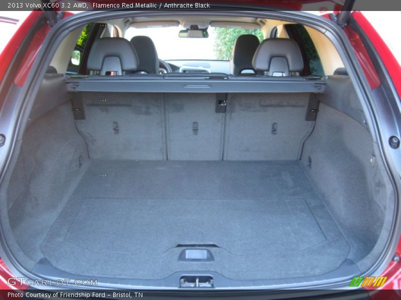  2013 XC60 3.2 AWD Trunk
