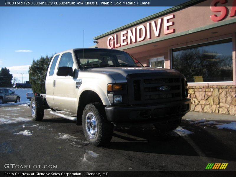 Pueblo Gold Metallic / Camel 2008 Ford F250 Super Duty XL SuperCab 4x4 Chassis
