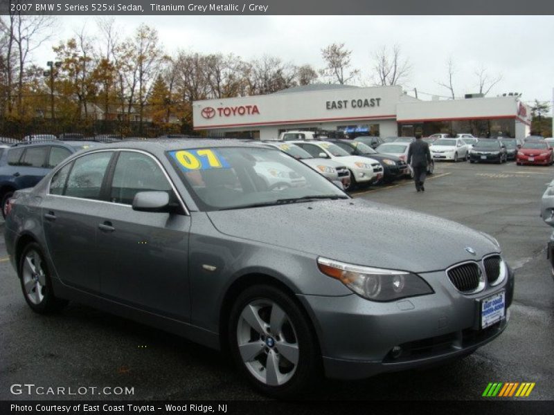 Titanium Grey Metallic / Grey 2007 BMW 5 Series 525xi Sedan