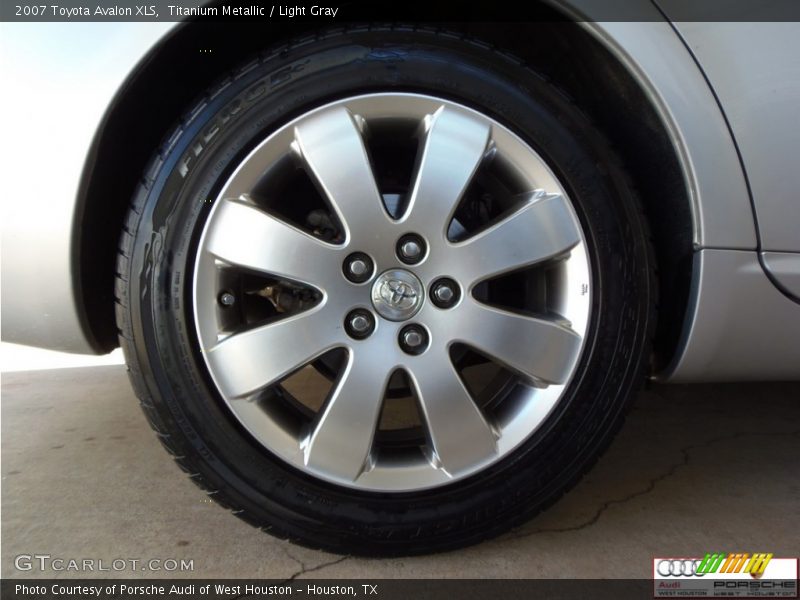 Titanium Metallic / Light Gray 2007 Toyota Avalon XLS