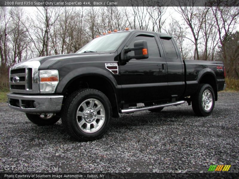 Front 3/4 View of 2008 F350 Super Duty Lariat SuperCab 4x4