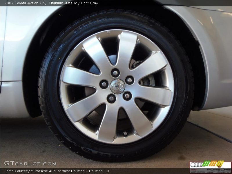 Titanium Metallic / Light Gray 2007 Toyota Avalon XLS