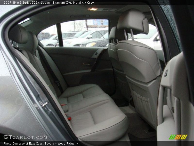 Titanium Grey Metallic / Grey 2007 BMW 5 Series 525xi Sedan