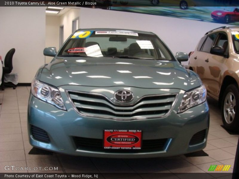 Aloe Green Metallic / Bisque 2010 Toyota Camry LE