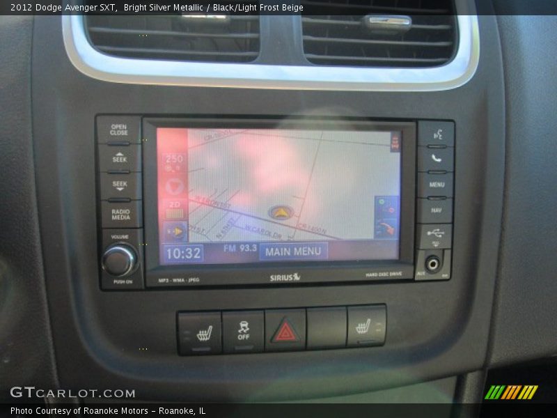 Bright Silver Metallic / Black/Light Frost Beige 2012 Dodge Avenger SXT