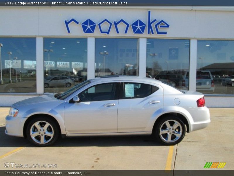 Bright Silver Metallic / Black/Light Frost Beige 2012 Dodge Avenger SXT