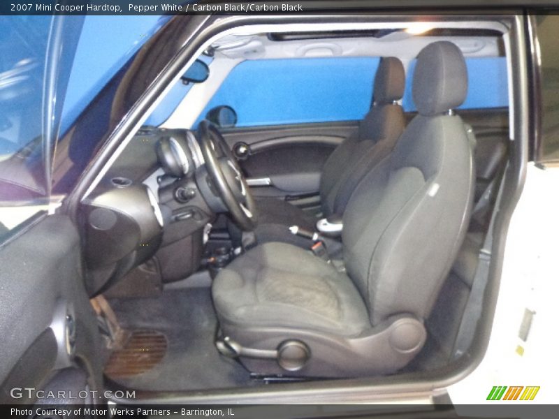 Pepper White / Carbon Black/Carbon Black 2007 Mini Cooper Hardtop