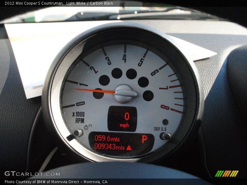 Light White / Carbon Black 2012 Mini Cooper S Countryman