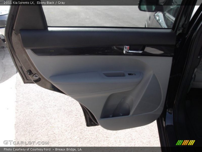 Ebony Black / Gray 2011 Kia Sorento LX