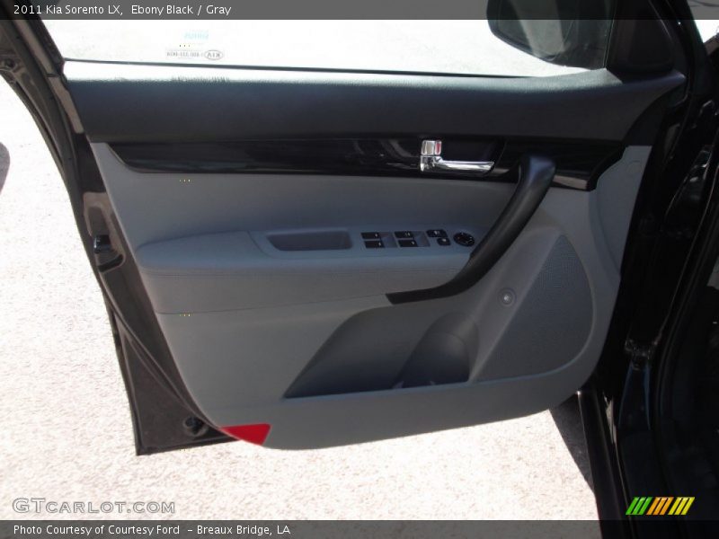 Ebony Black / Gray 2011 Kia Sorento LX