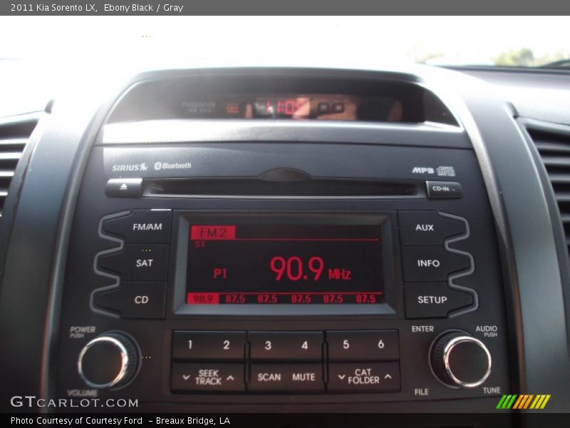 Ebony Black / Gray 2011 Kia Sorento LX