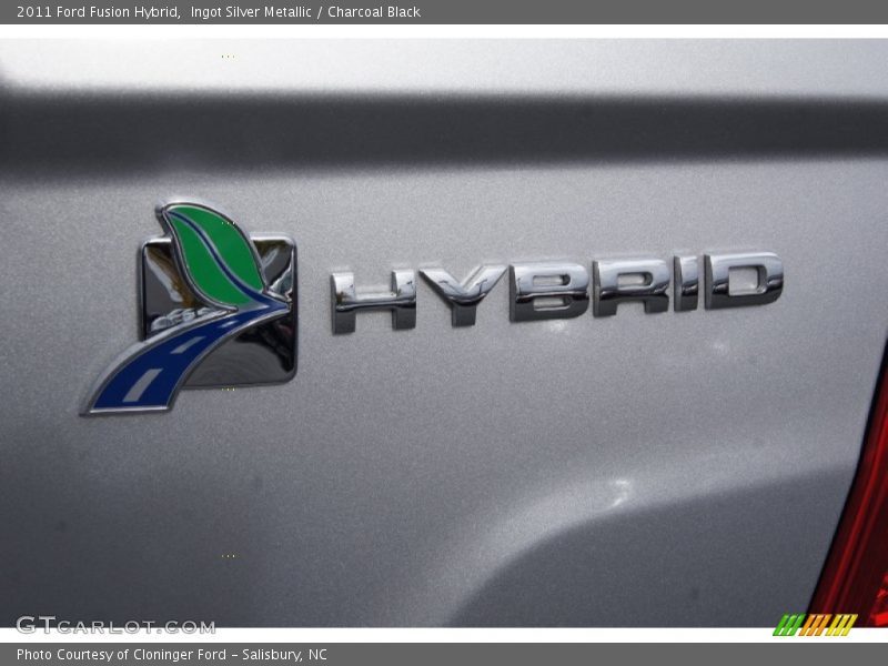 Ingot Silver Metallic / Charcoal Black 2011 Ford Fusion Hybrid