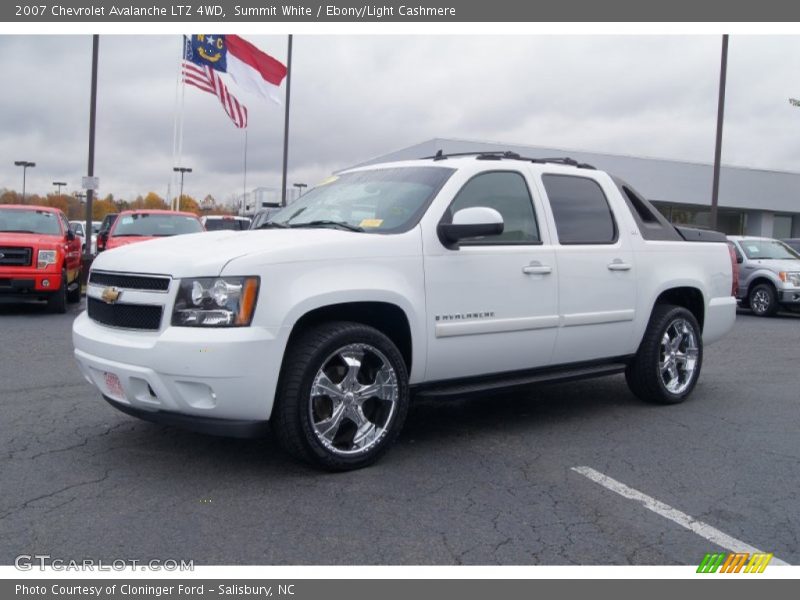 Summit White / Ebony/Light Cashmere 2007 Chevrolet Avalanche LTZ 4WD