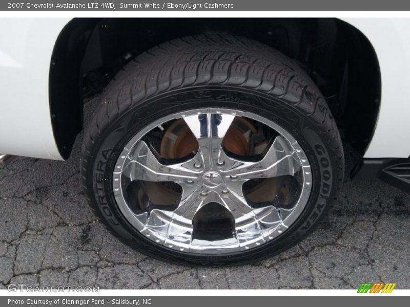 Summit White / Ebony/Light Cashmere 2007 Chevrolet Avalanche LTZ 4WD