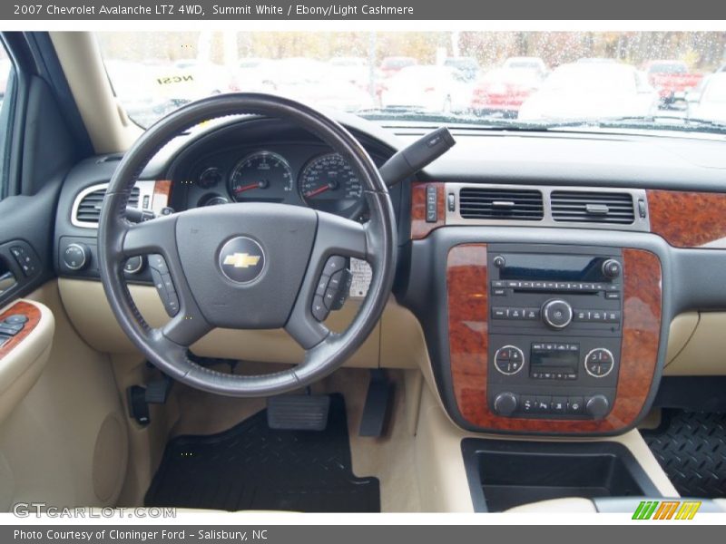 Summit White / Ebony/Light Cashmere 2007 Chevrolet Avalanche LTZ 4WD