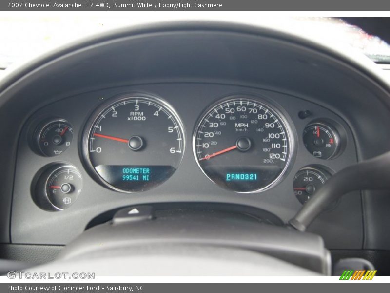 Summit White / Ebony/Light Cashmere 2007 Chevrolet Avalanche LTZ 4WD