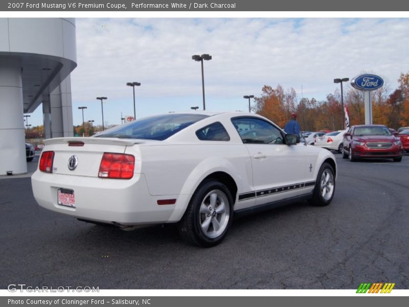 Performance White / Dark Charcoal 2007 Ford Mustang V6 Premium Coupe