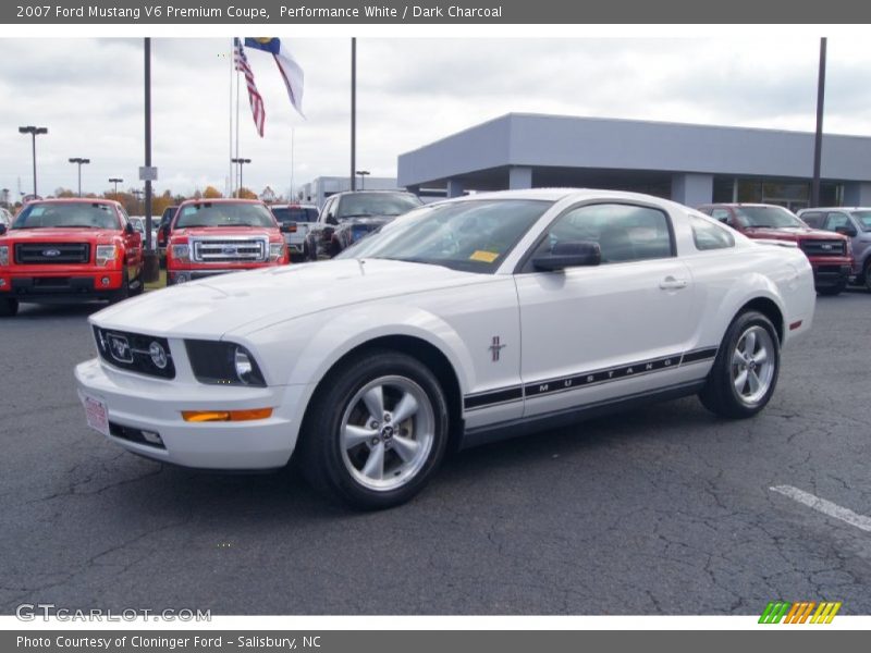 Performance White / Dark Charcoal 2007 Ford Mustang V6 Premium Coupe