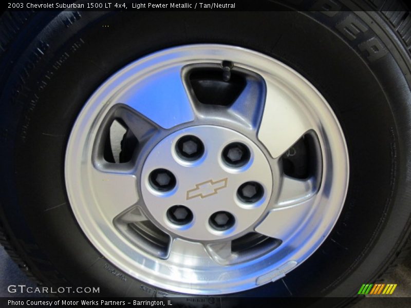 Light Pewter Metallic / Tan/Neutral 2003 Chevrolet Suburban 1500 LT 4x4